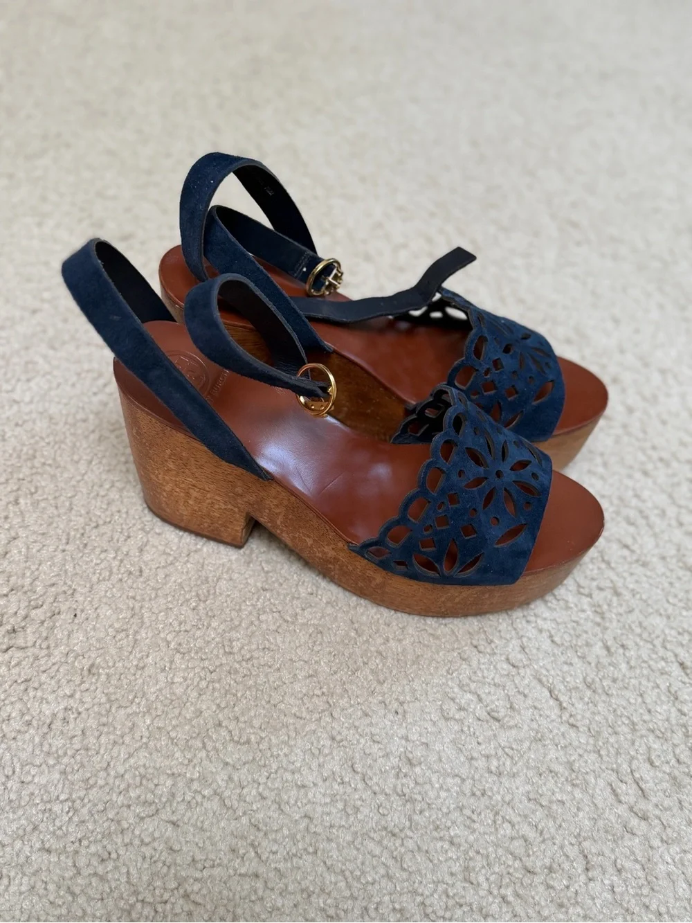 Tory Burch May 100mm Platform Sandal Lancaster Suede in Perfect Navy